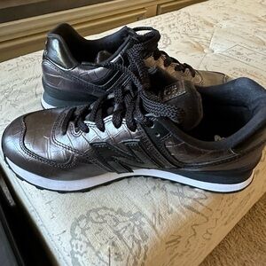 Like new, Unique New Balance.